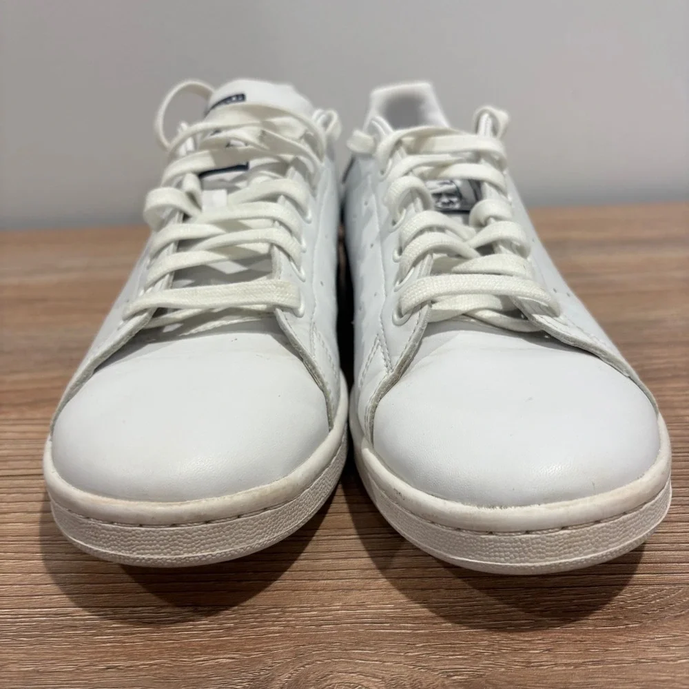 Adidas Classic Stan Smith Sneakers Mens White Size 9.5 Navy Blue Low Top Shoes